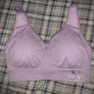 Puma bra size small sports bra not been worn but once